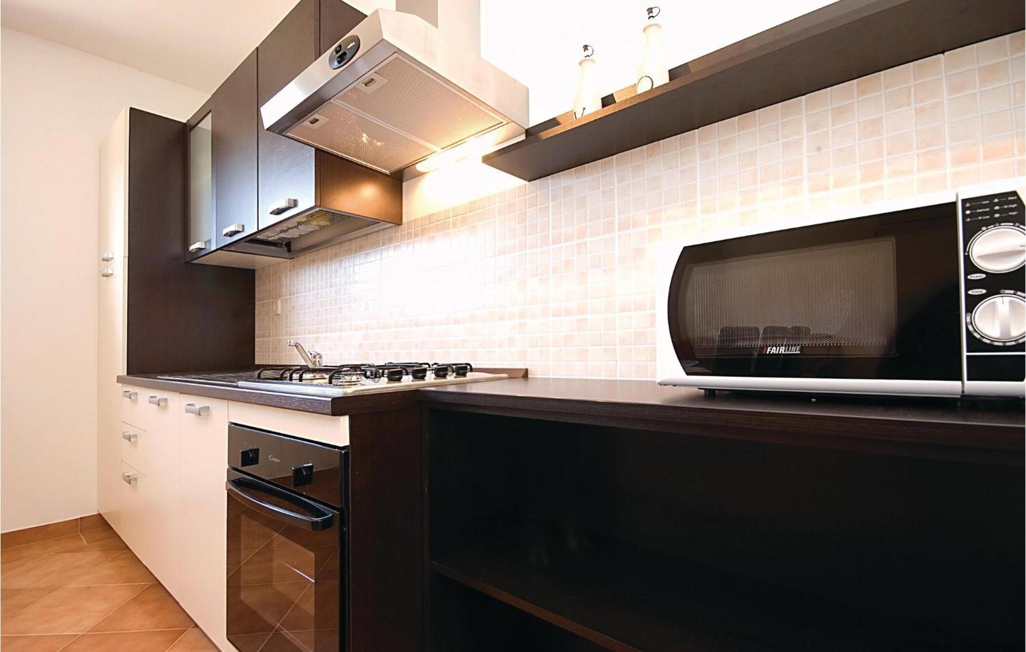 2 Bedroom Nice Apartment In Vir Exterior photo